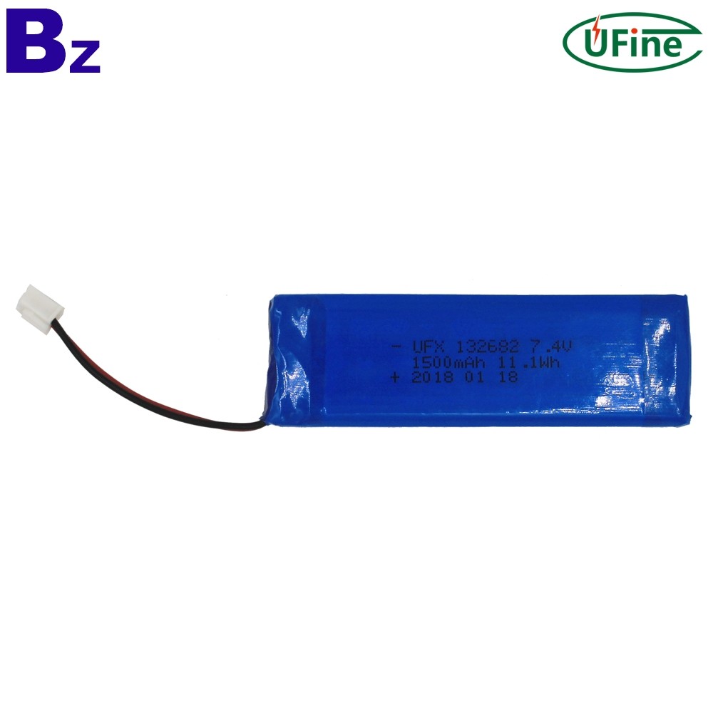 China Manufacturer Customized 7.4V Battery